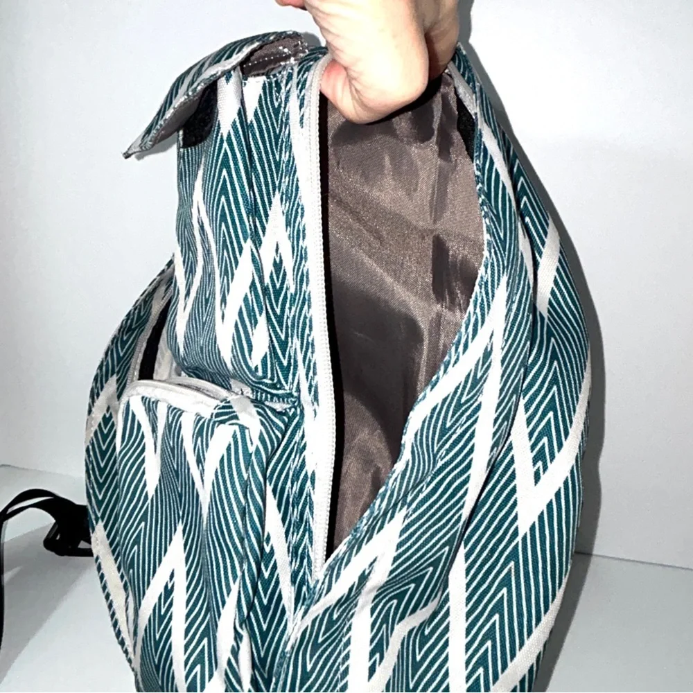 Kavu Original Rope Sling Bag Backpack Crossbody Chevron‎ Teal White Lightweight
